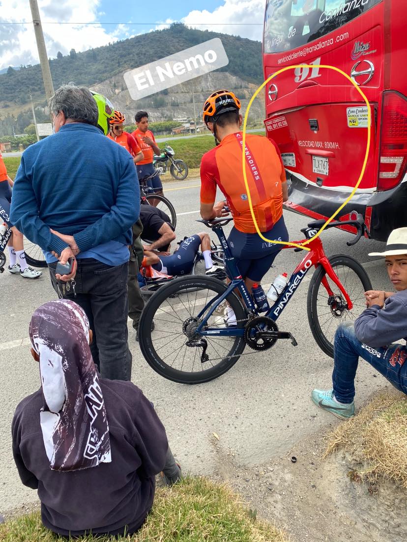 egan bernal incidente colombia autobus